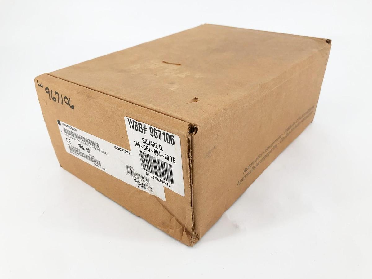 New Schneider Electric 140CFJ00400 Modicon Analog Output Block Sealed Box