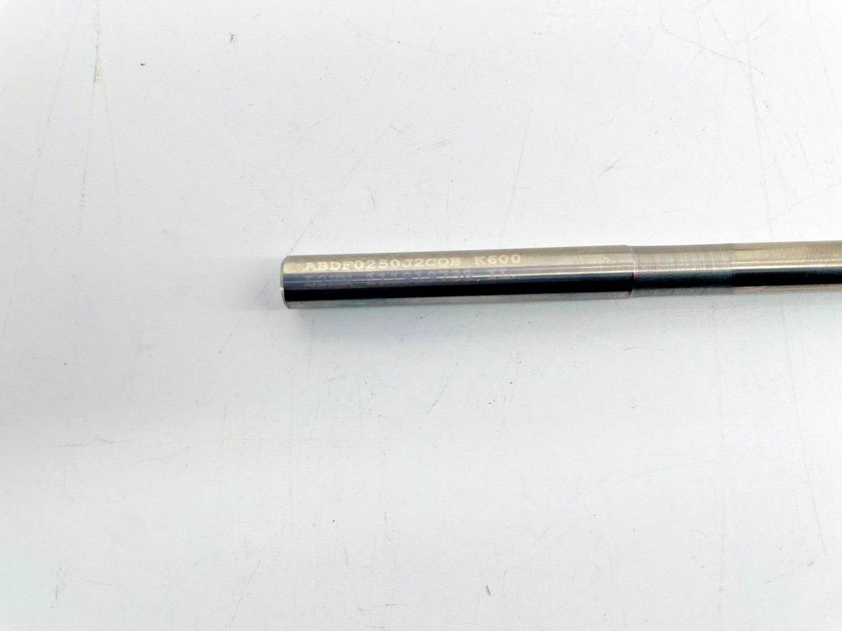 New Kennametal ABDF0250J2CQB Solid Carbide End Mill 1/4x1/4x3/8x2-1/8x4 R.03