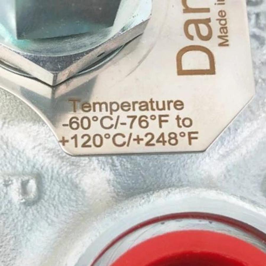 New Danfoss 027H3173 Refrigerant Valve Top Cover 3-Pilots ICS3-32 - No Box