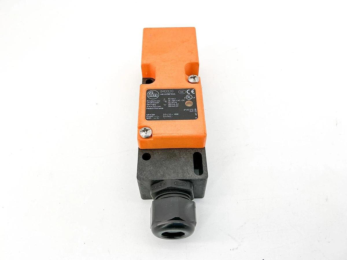 New IFM IME2015BFBOA Proximity Sensor 250V 100mA IM0020 - No Box