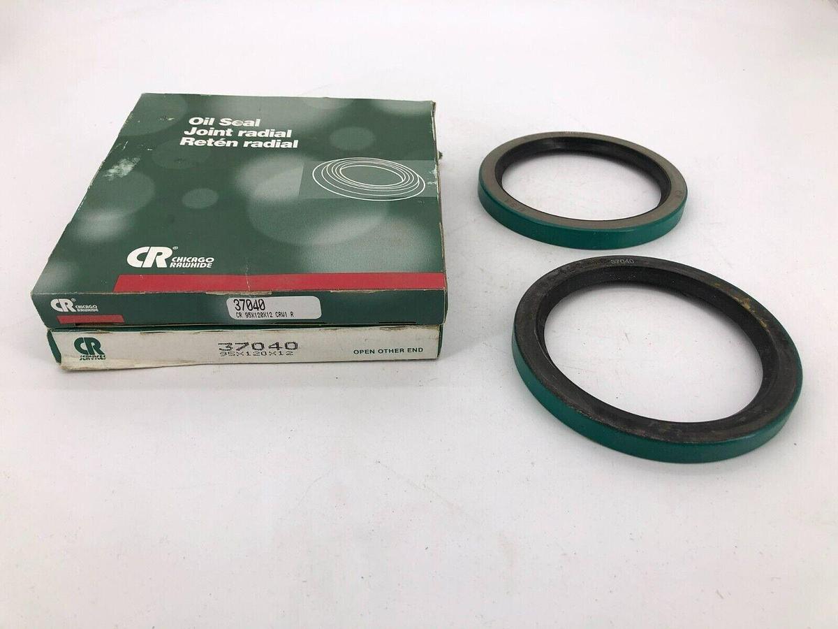 Lot of 2 New Chicago Rawhide 37040 Oil Seals