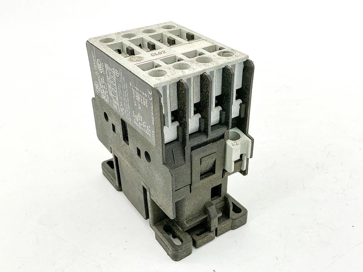 Used General Electric CL02A400T Contactor 110/120V Coil 4P