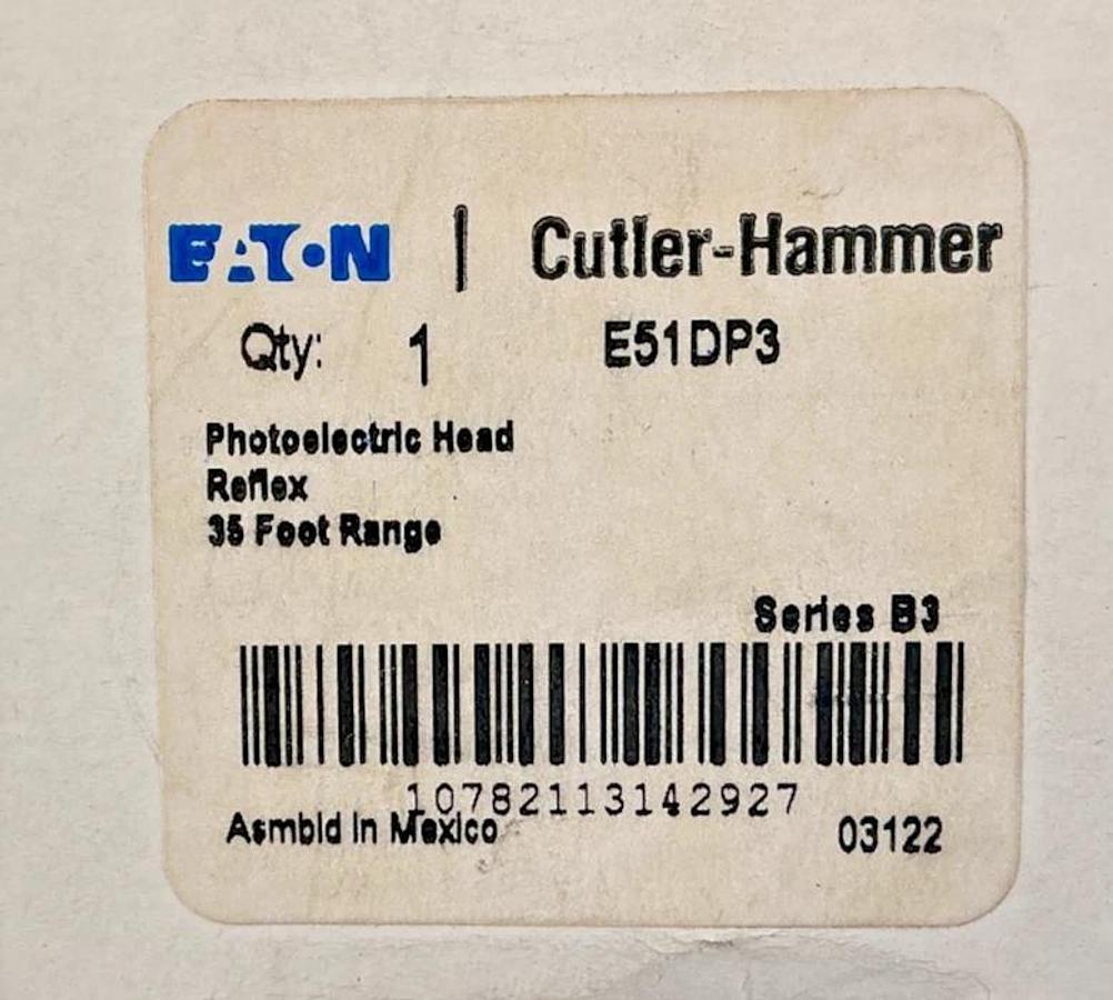 New Cutler-Hammer E51DP3 Ser B3 Photoelectric Head Reflex 35ft Range