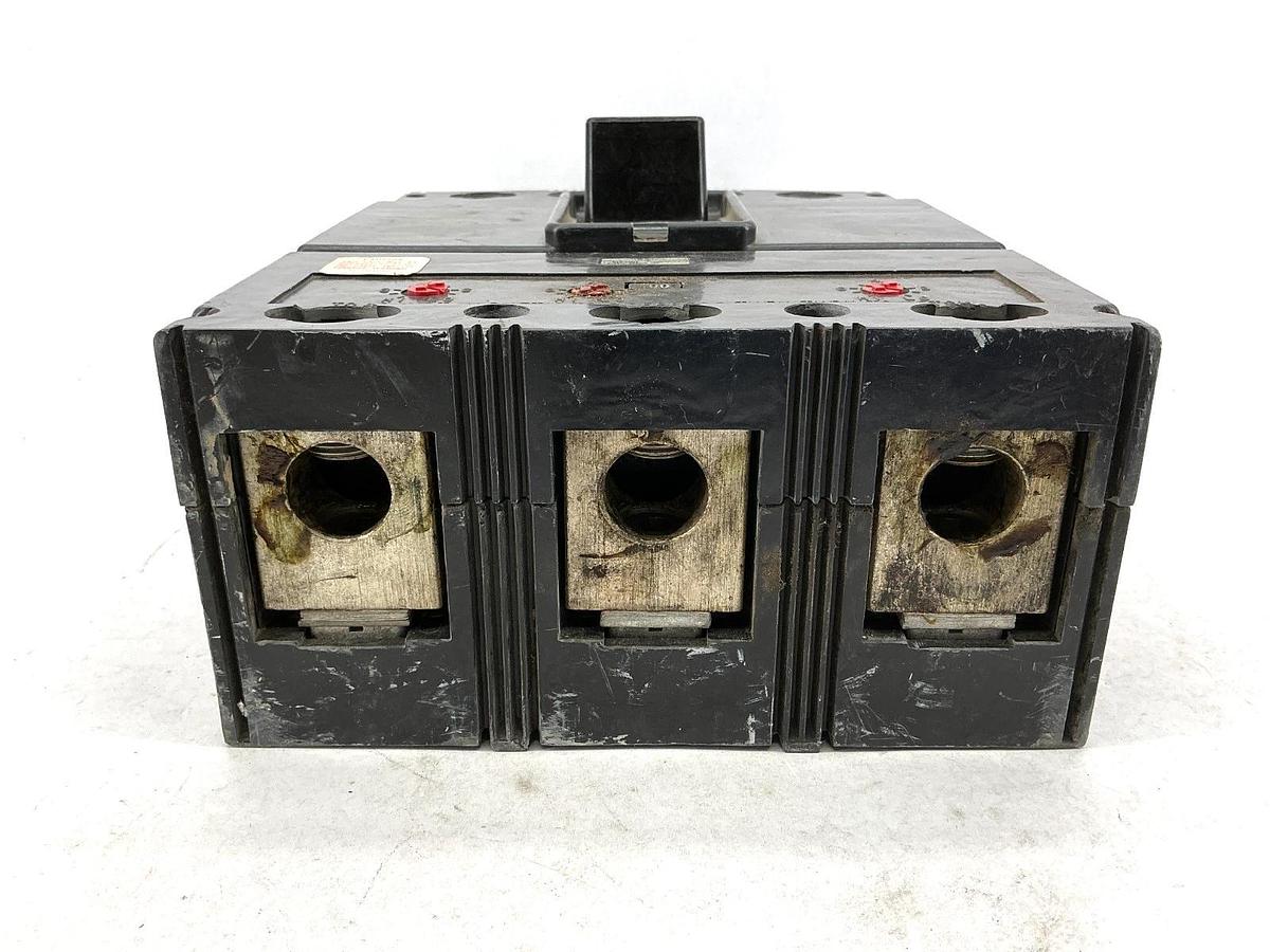 Used Westinghouse 186P835H01 Circuit Breaker 3-Pole 400A 600V