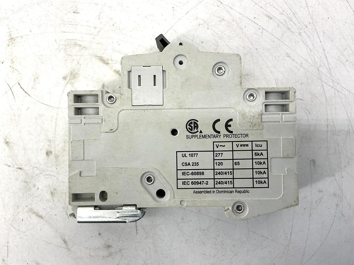 Used Lot of 2 Cutler-Hammer WMS1C01 Circuit Breaker Type C C1 1-Pole 1A 240V