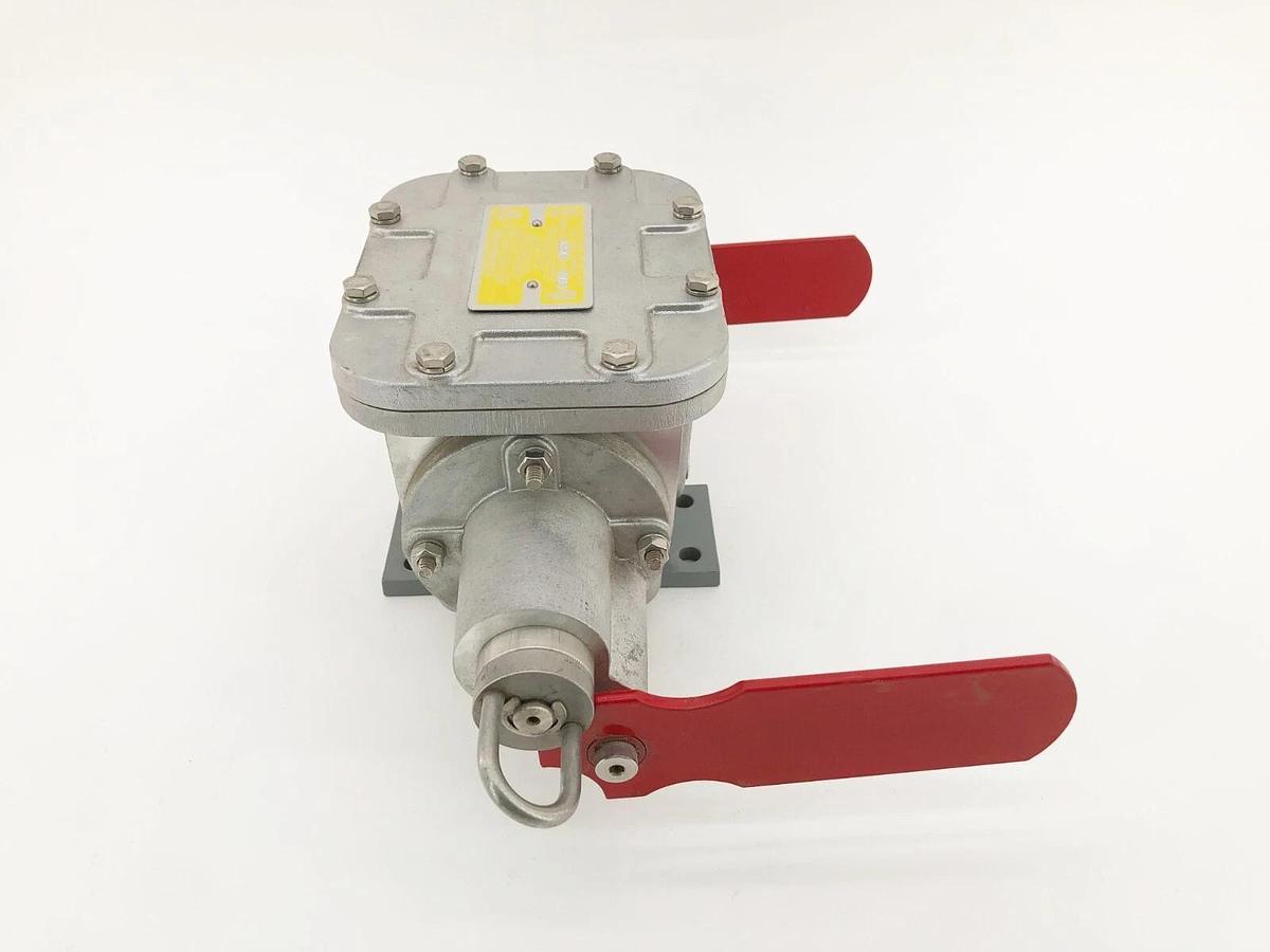 New Conveyor Components PC-D2SX Pull Cord Control 20A 125/250/480VAC - No Box