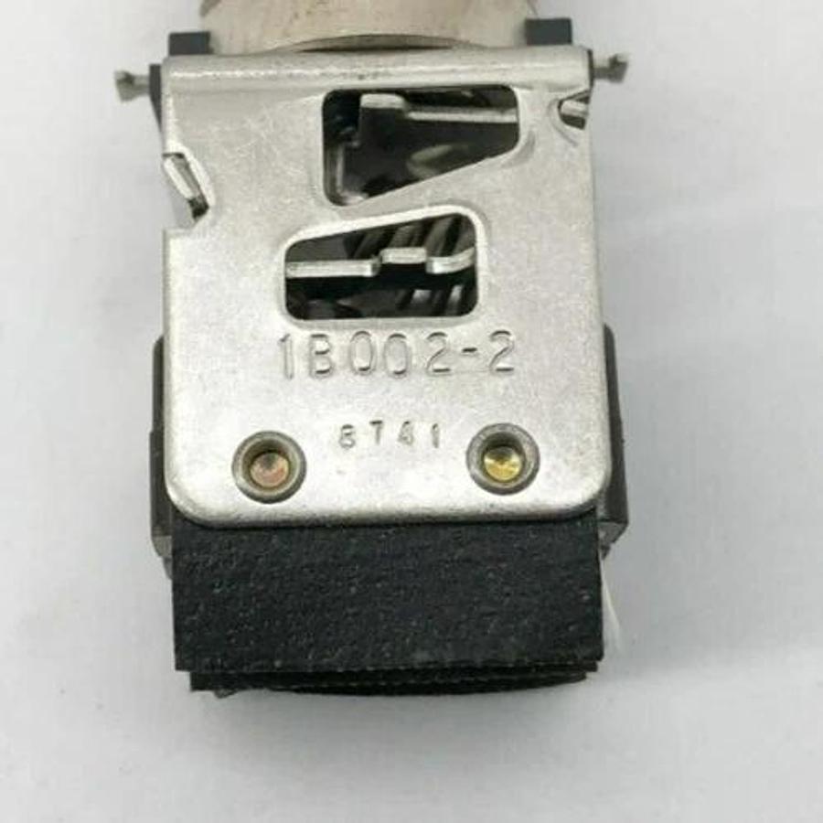 New Honeywell Mircroswitch 1B002-2 Indicator Light