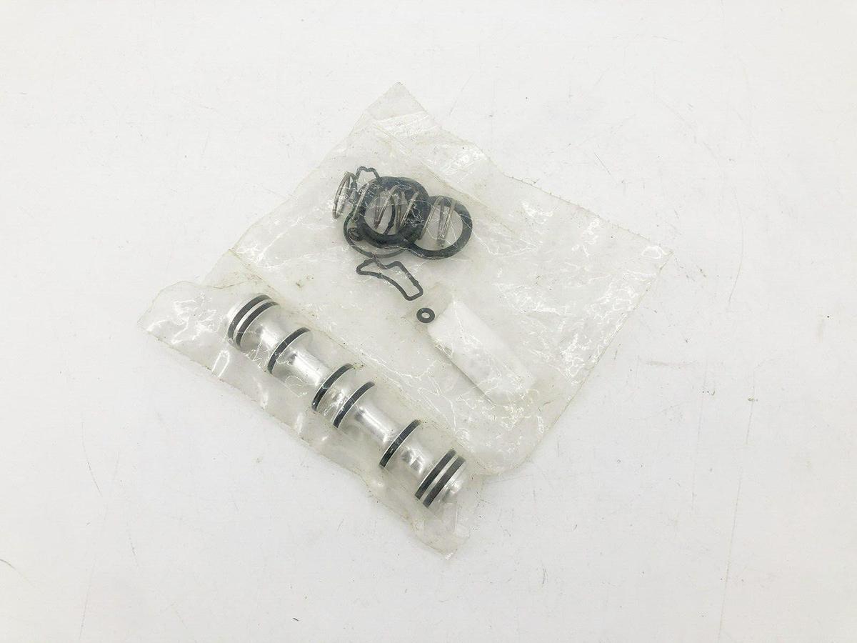 New Parker PL503300 Solenoid CC Valve Repair Kit - No Box