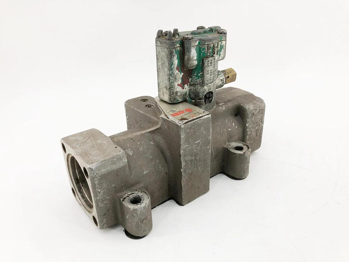 Used Schrader Bellows L6758910253 Control Valve 120/110VAC 50/60Hz K1758035