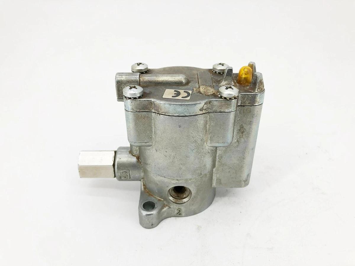 Used Parker K175903553 Pilot Valve 110/120VAC 50/60Hz