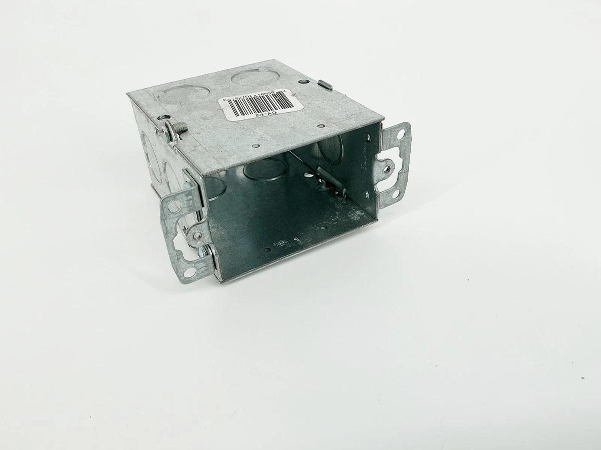 New Lot of 3 Steel City CY-1/2 Electrical Switch Box 3-1/2" Deep1/2" Knockouts