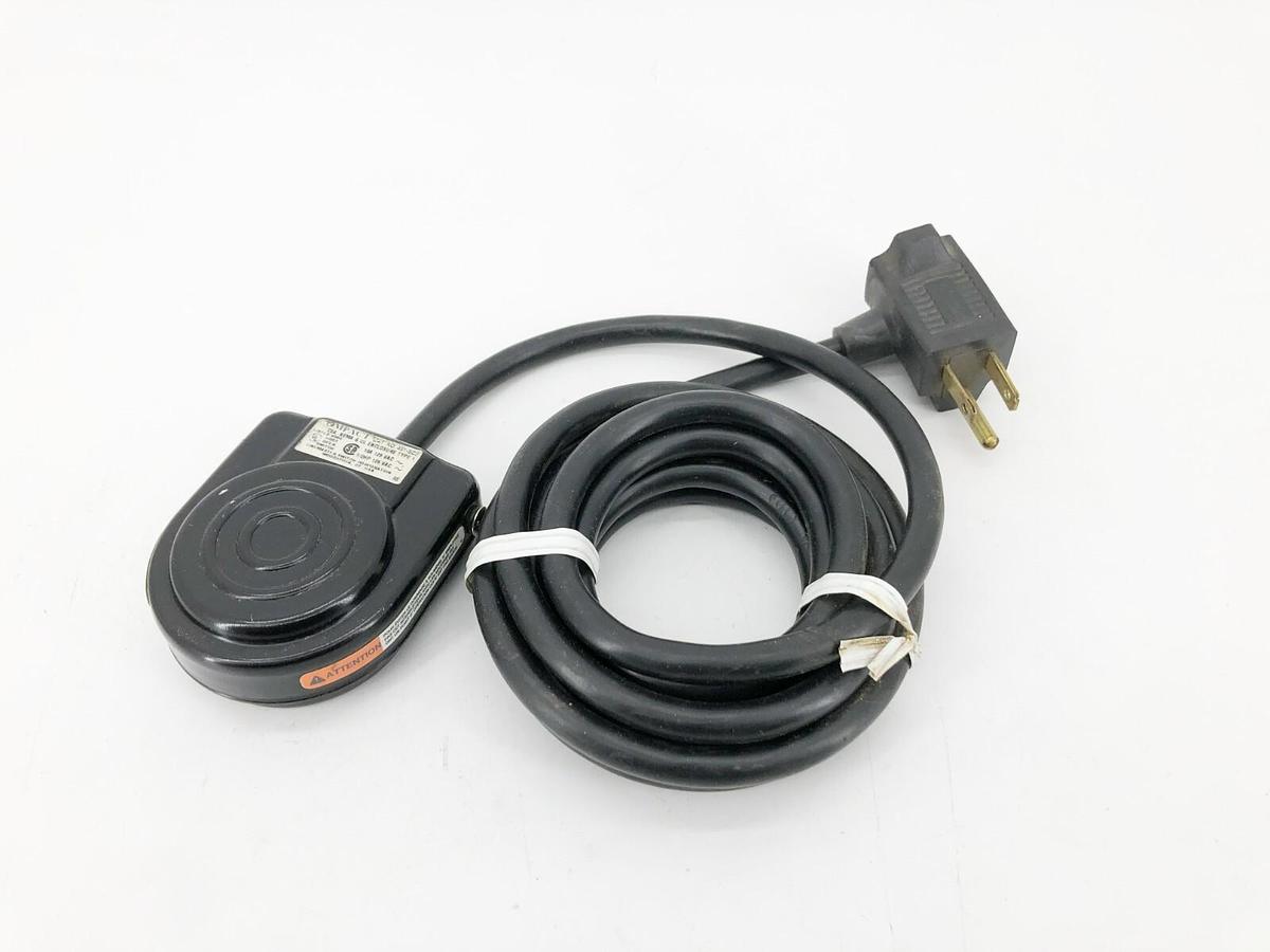 New Linemaster 491-SC3 Compact Foot Switch Momentary 10A 125VAC 2A190 - No Box