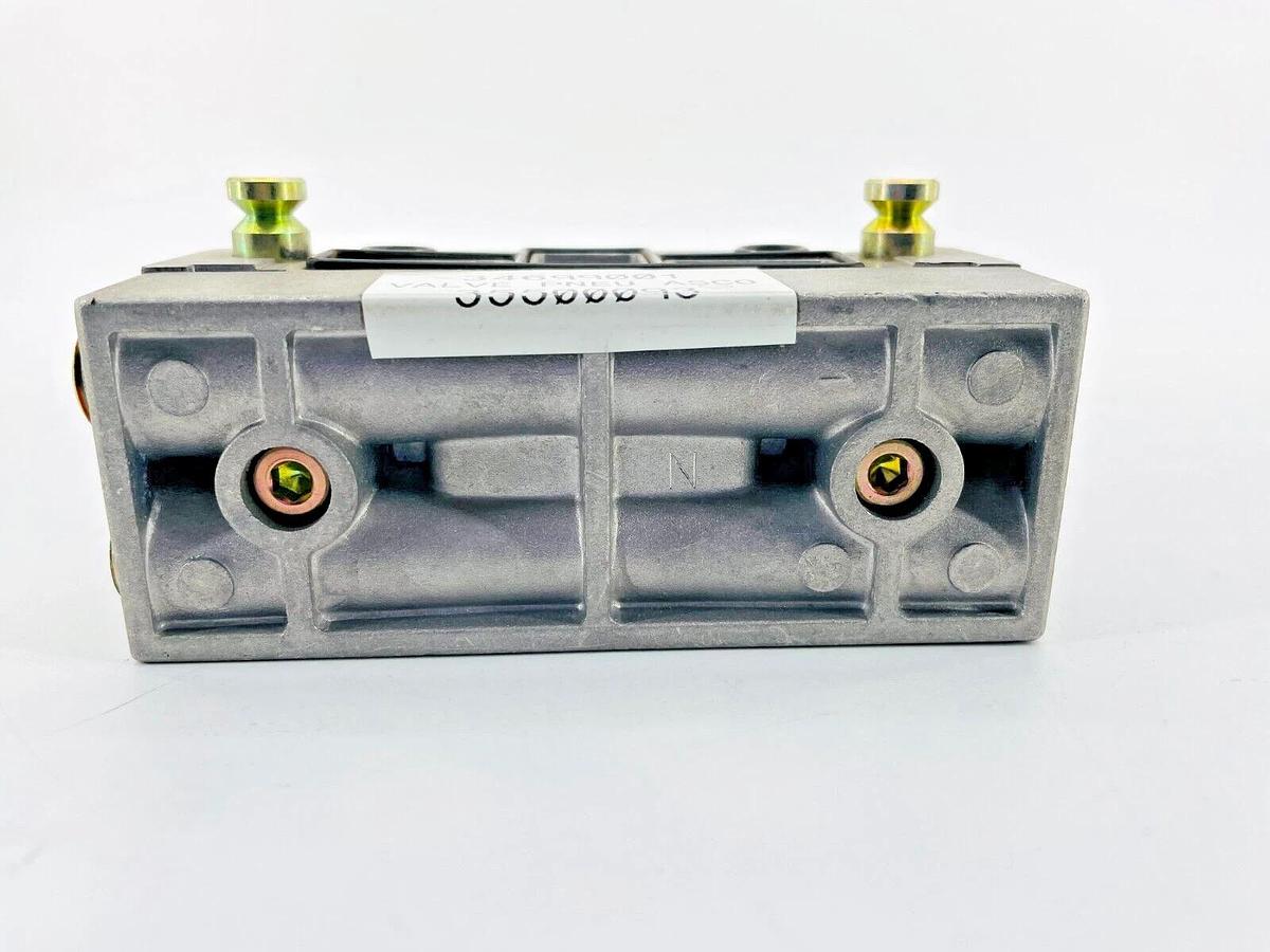 New Asco 35500093 Pneumatic Spool Valve 1/4NPT