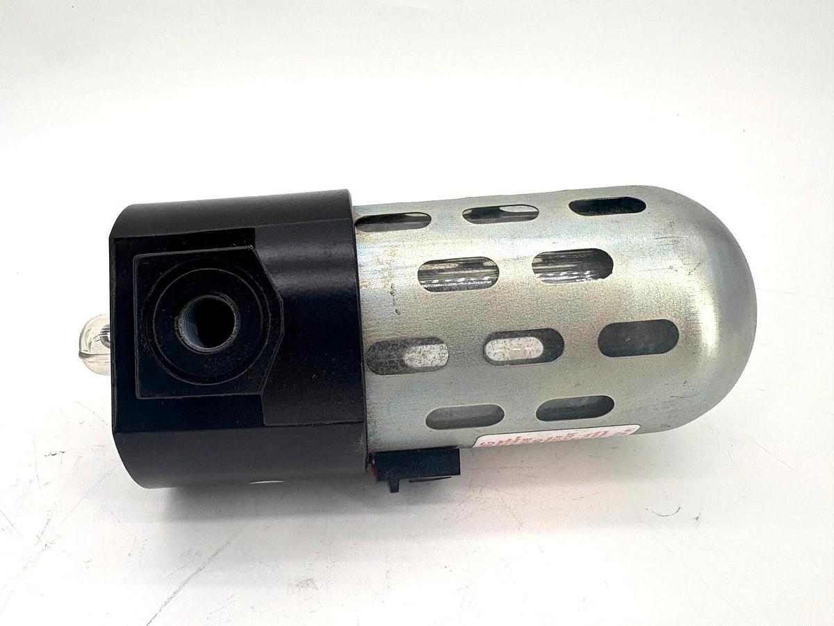 New Wilkerson L26-02-000 Lubricator 1/4" NPT Ports