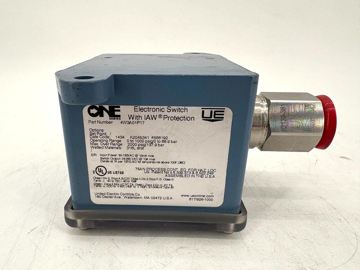 New UE United Electric 4W3A01P17 Electronic Pressure Switch 0-1000PSIG Range