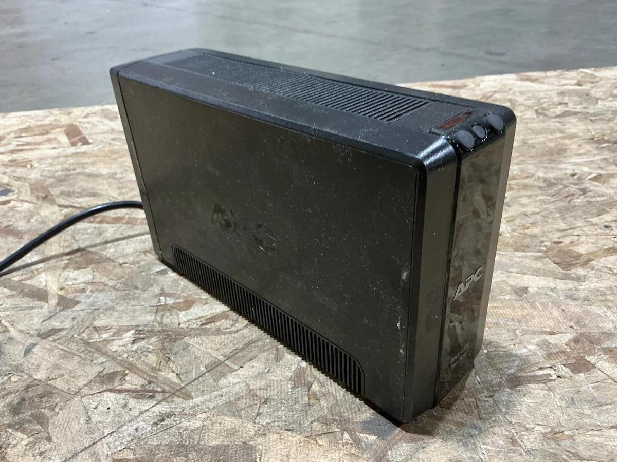 Used APC BR700G Uninterruptible Power Supply 12A 120V 50/60HZ MISSING BATTERY