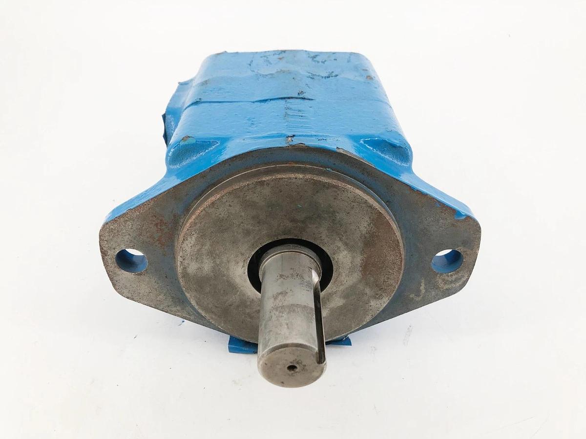 New Eaton Vickers 02-137136-1 Vane Pump F3-35V30A-1A22R - No Box