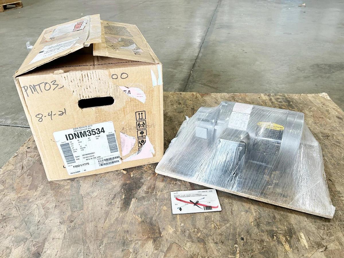 New Baldor IDNM3534 Inverter Duty AC Motor .33HP 1725RPM 3PH 60Hz