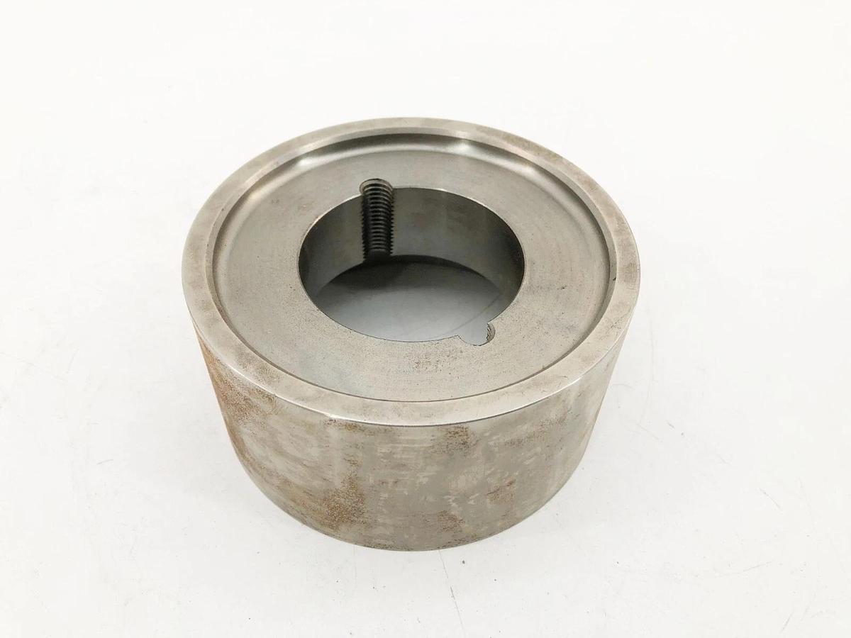 New Dodge 330250 Flat Face Pulley 5 X 2-1/2 TL FLT F PUL 2012