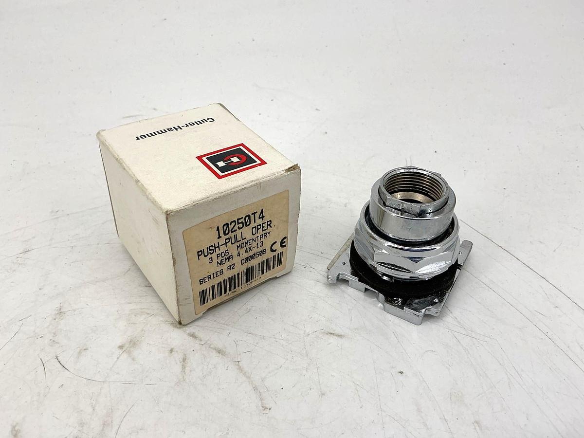 New Cutler-Hammer 10250T4 Ser A2 Push-Pull Oper. 3-Position Momentary