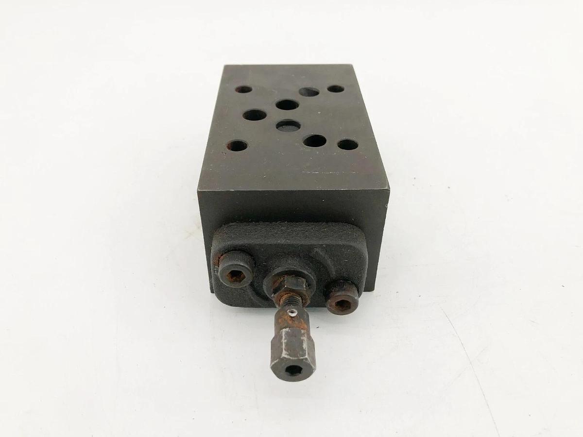 Used Nachi OCY-G03-W-X-J50 Modular Directional Control Valve