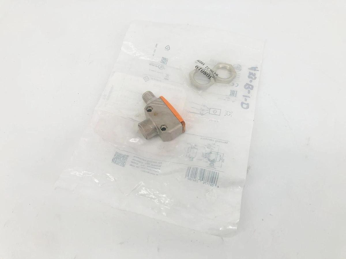 New IFM OGS280 Sensor Transmitter 10-30VDC M12 Right Angle