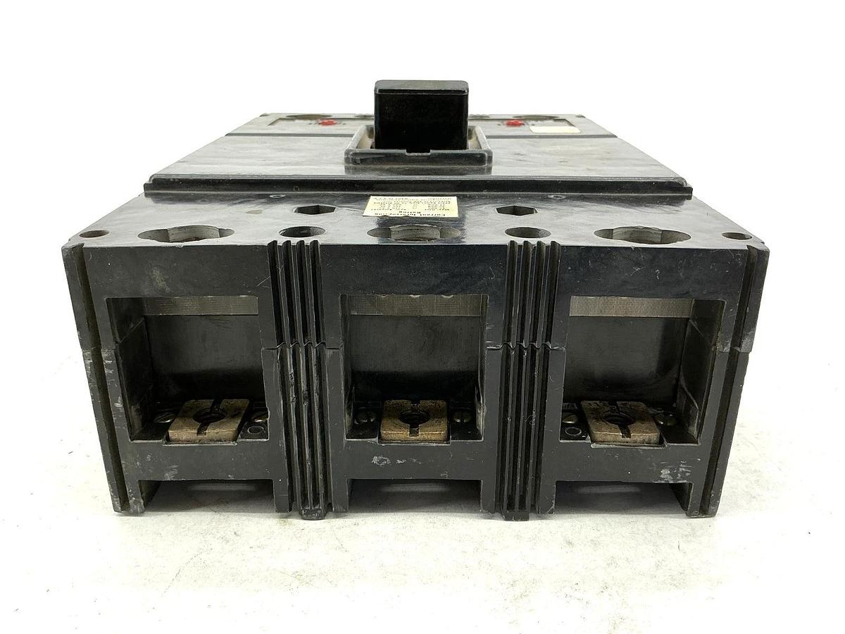 Used Westinghouse 186P835H01 Circuit Breaker 3-Pole 400A 600V