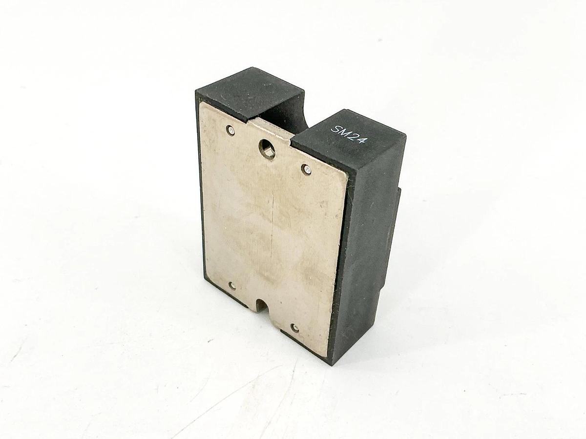 New Crydom A1210 Solid State Relay 90-280V 10A