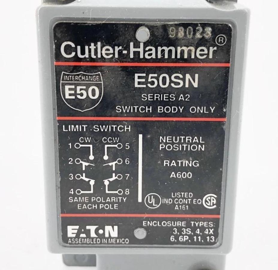 New Cutler-Hammer E50SN Limit Switch Body w/ E50RB Receptacle - No Box