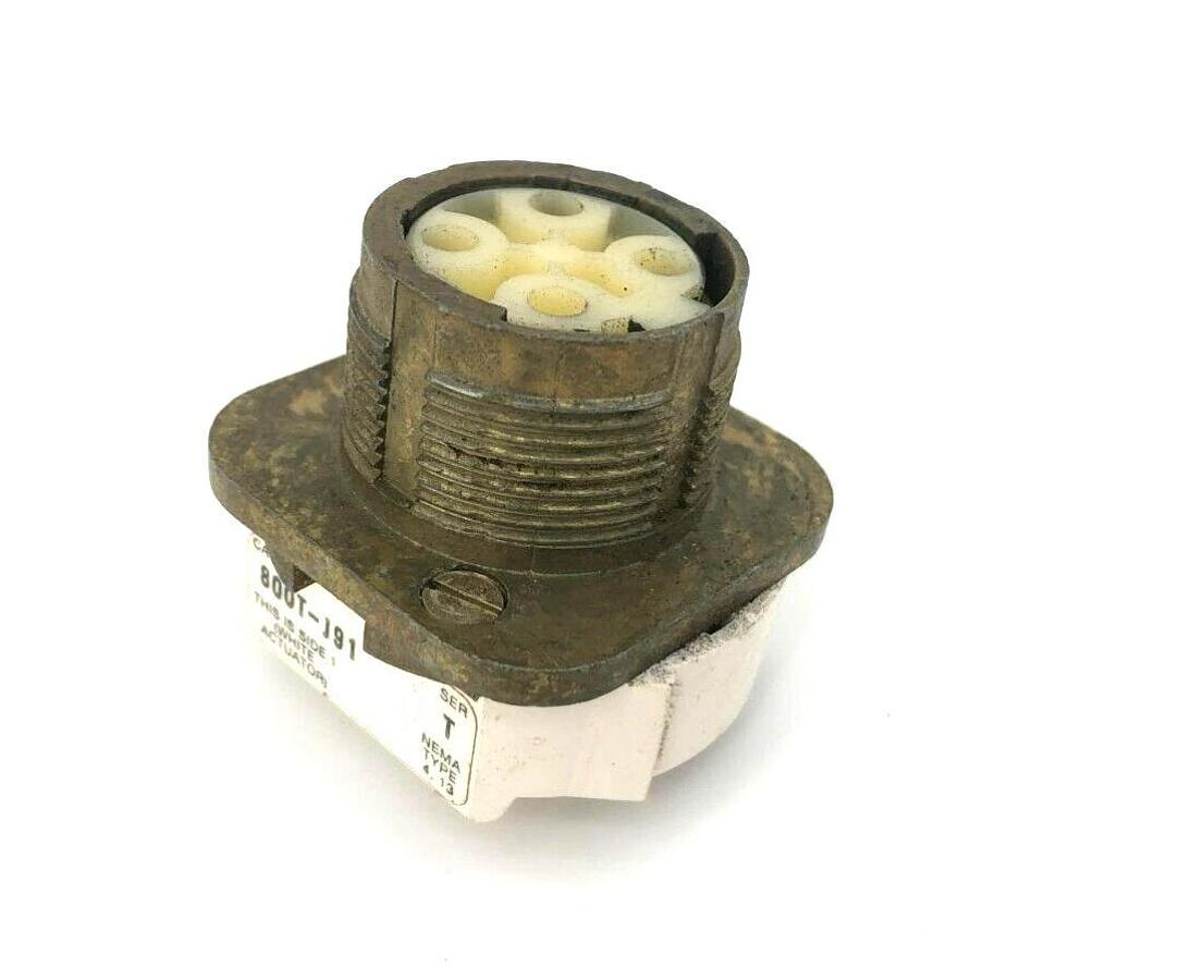 Used Allen Bradley 800T-J91 Ser. T Selector Switch - Missing Knob/ Contact Block