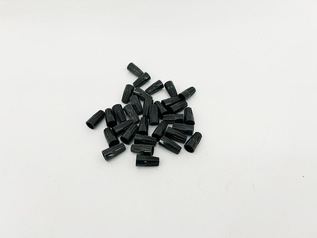 Lot of 35 Lawson 98089 High Temp Wire Connectors, 22 to 14 AWG, 73B
