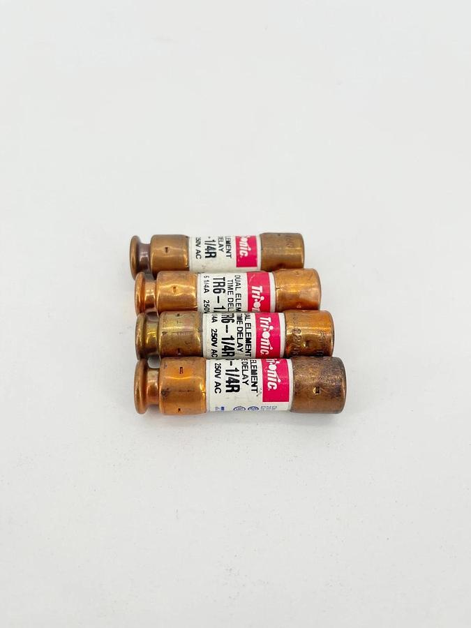 Lot of 4 New Ferraz Shawmut TR6-1/4R Class RK5 Fuses 6.25A  250V