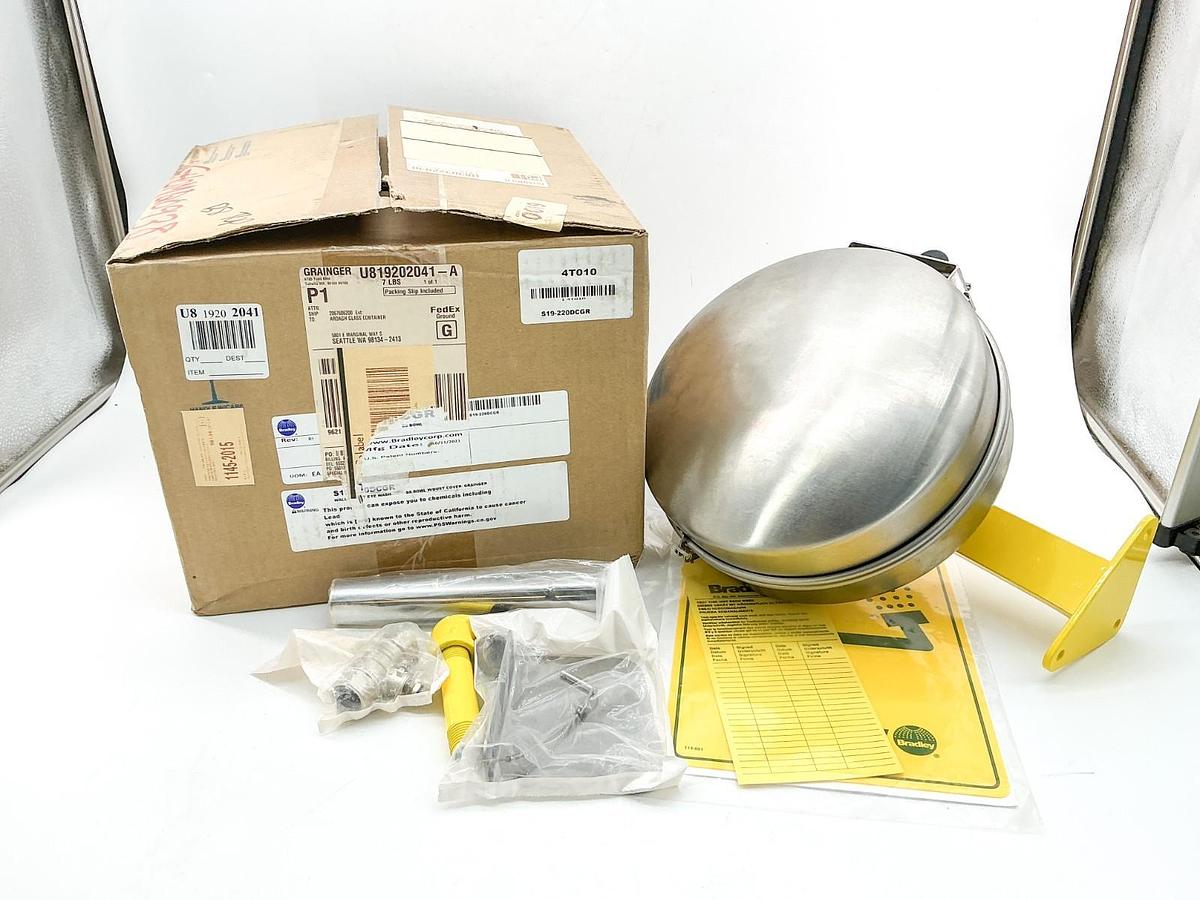 New Bradley S19-220DCGR Wall Mount Eye Wash W/ Dust Cover 4T010