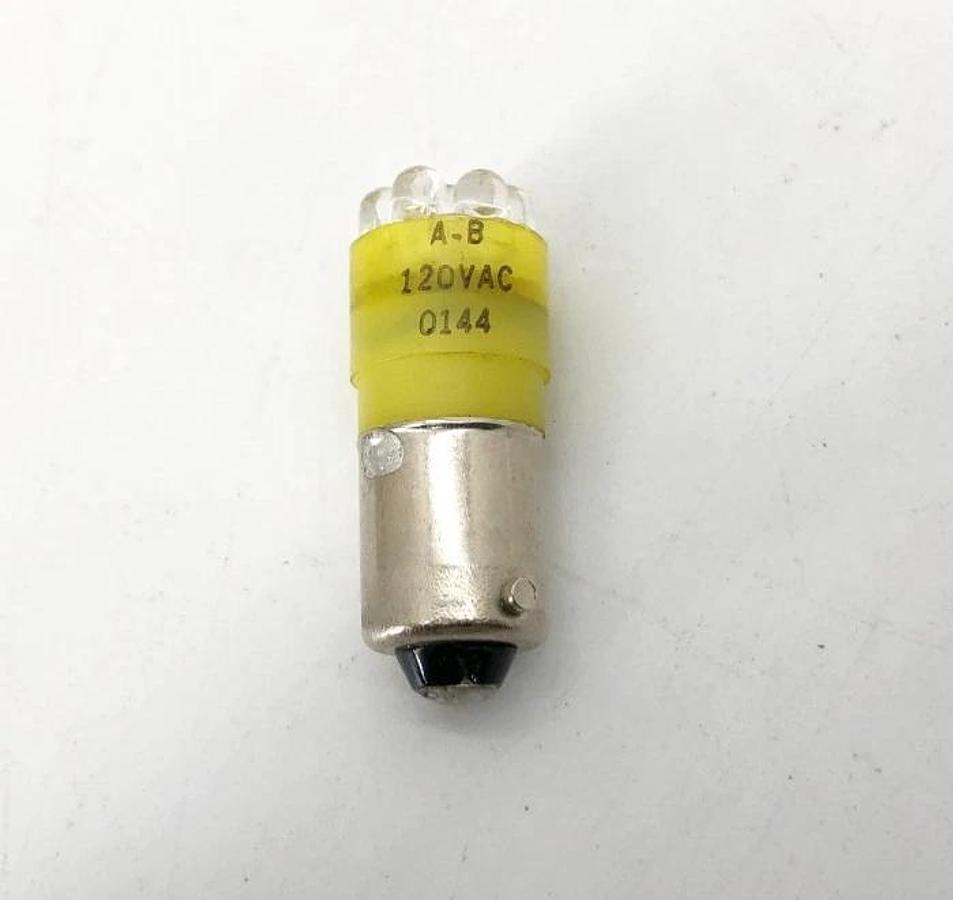 Lot of 2 New Allen-Bradley 800T-N320A Amber Pilot Light Cluster Bulbs - No Box