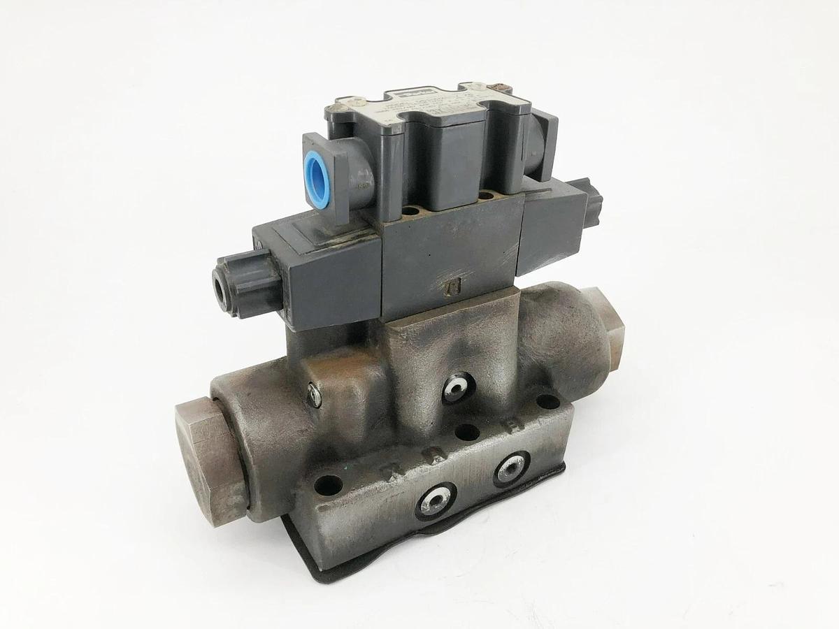 New Parker D61VW2C1Y 70 Directional Valve 120/60-11/50 .49-.58A