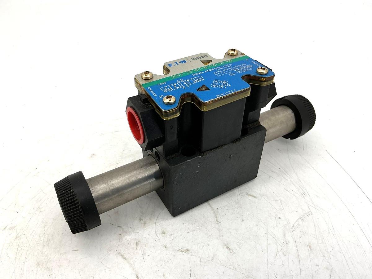 Used Eaton Vickers DG4V-3S-6C-M-FW-D5-60 Direction Valve 1450PSI W/O Coils