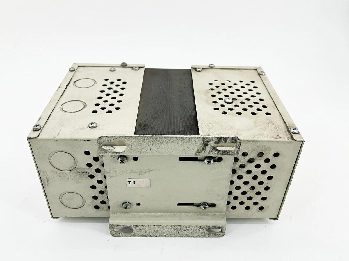 Used Sola 23-23-125-8 Constant Voltage Sine Wave Output 520V 60Hz 3.2A