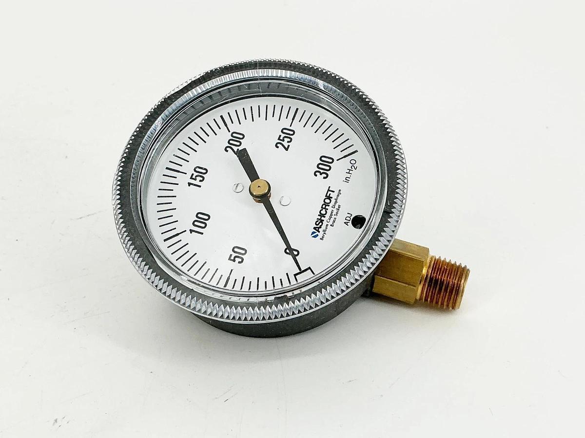New Ashcroft 25-1490-A-02L-300IW Pressure Gauge 2.5" 0-300IW 1/4" NPT