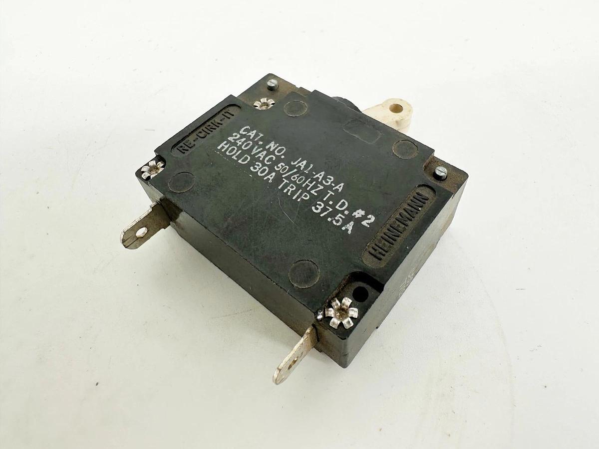 Lot of 3 Heinemann JA1-A3-A Circuit Breaker 15A 340V 50-60 HZ