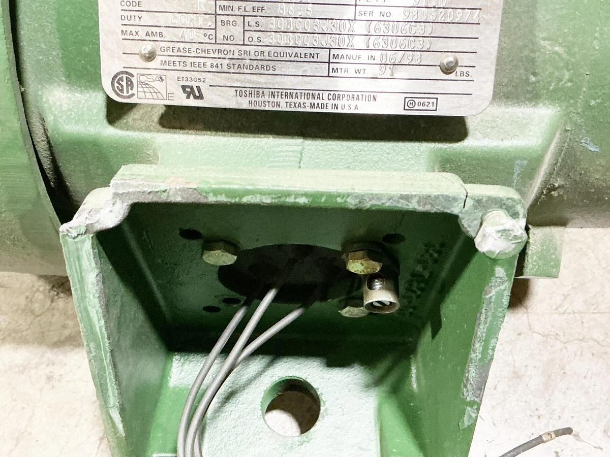 Used Toshiba B0032FLF30HHJ Electric Motor 3HP 575V 3510RPM 2.9A 3PH FCK1
