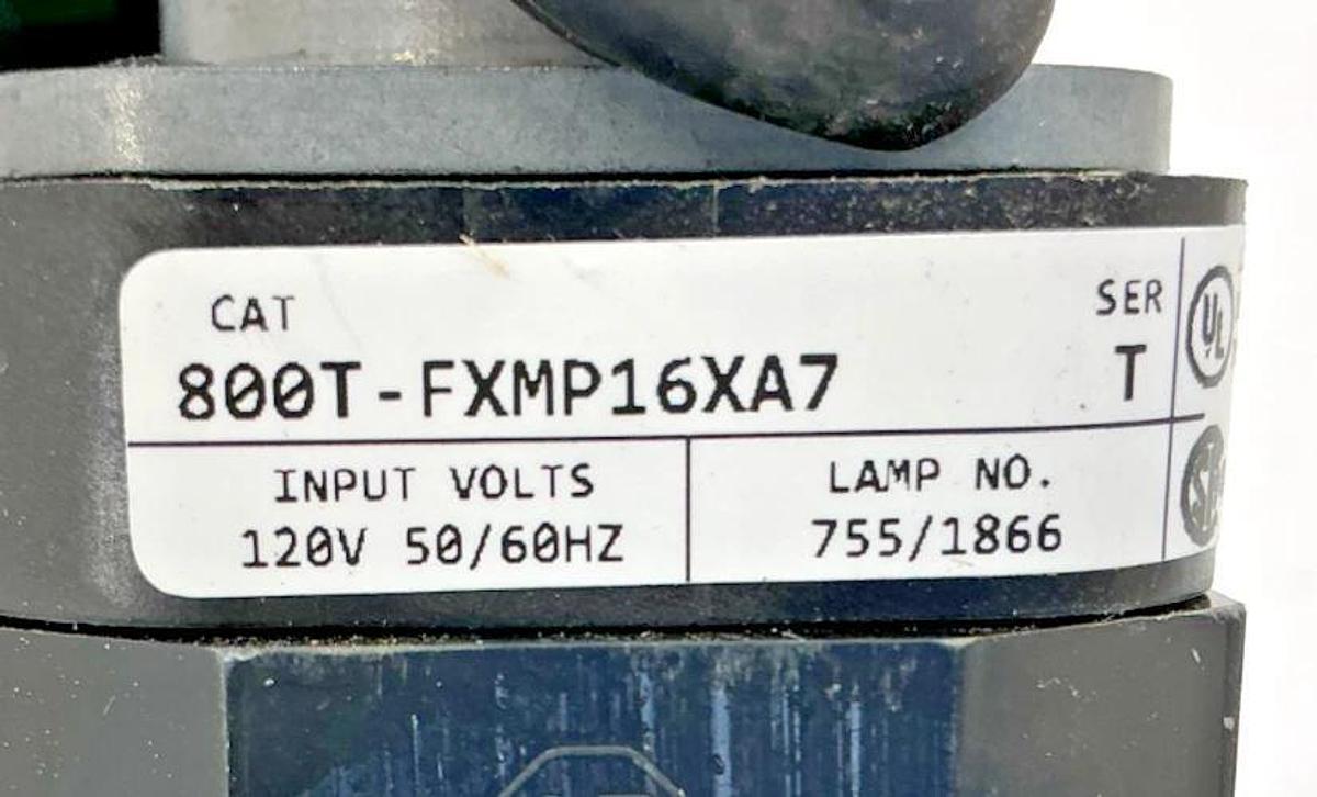New Allen Bradley 800T-FXMP16XA7 Ser T 30mm Push-Pull 3P No Cap Lens