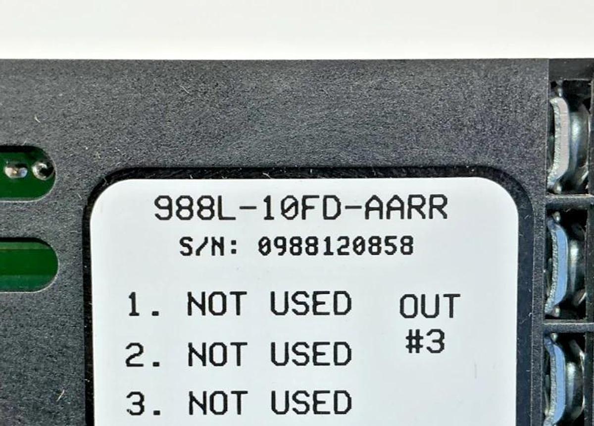 New Watlow 988L-10FD-AARR Ser 988LF Temp Process Controller 100-240VAC 50/60HZ
