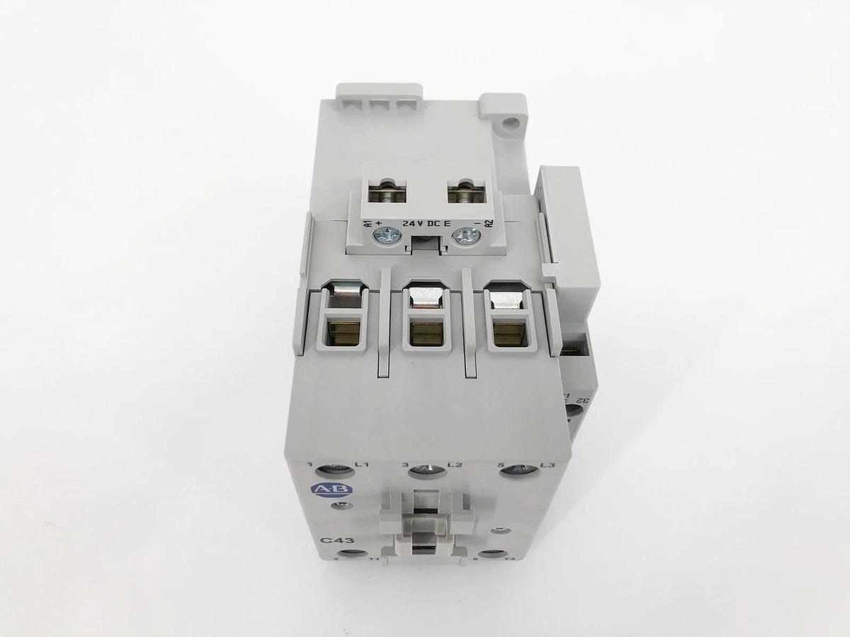 New Allen Bradley 100-C43EJ01 Ser. B Contactor 24VDC 3NO Main Poles 1NC Aux