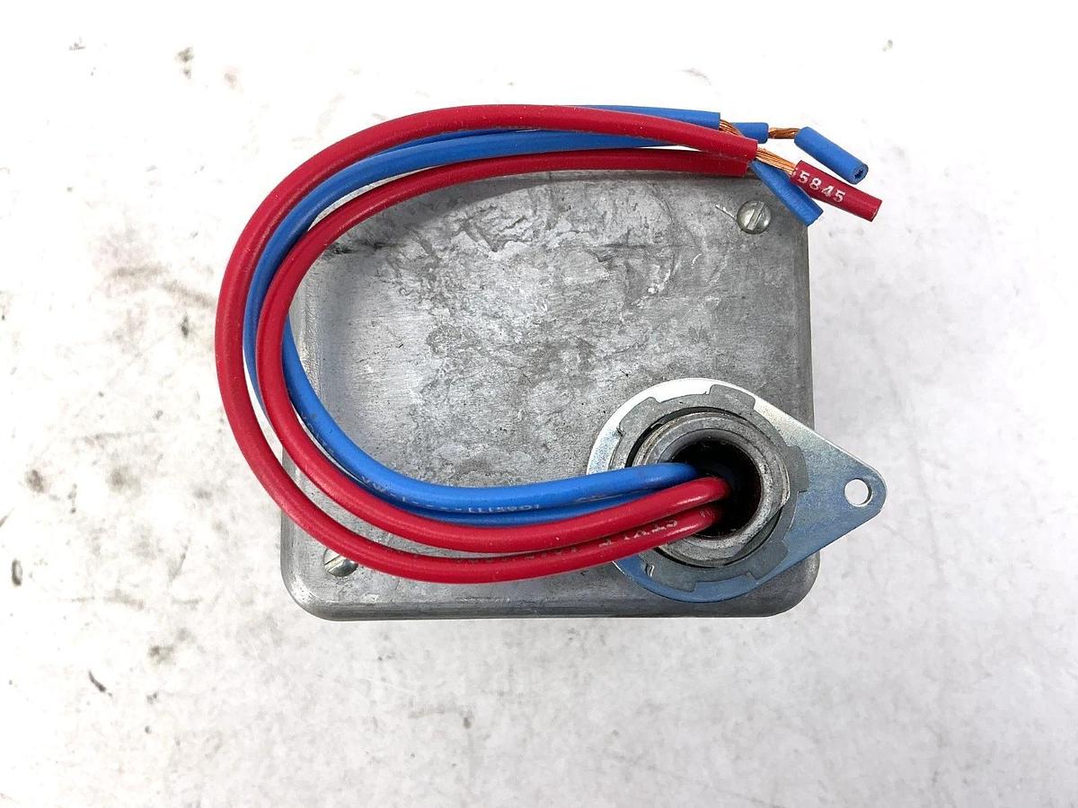 New Hubbell 257-151A7A Relay Coil Self-Enclosed 5-Moss 3-Wire 277V Coil 50/60HZ