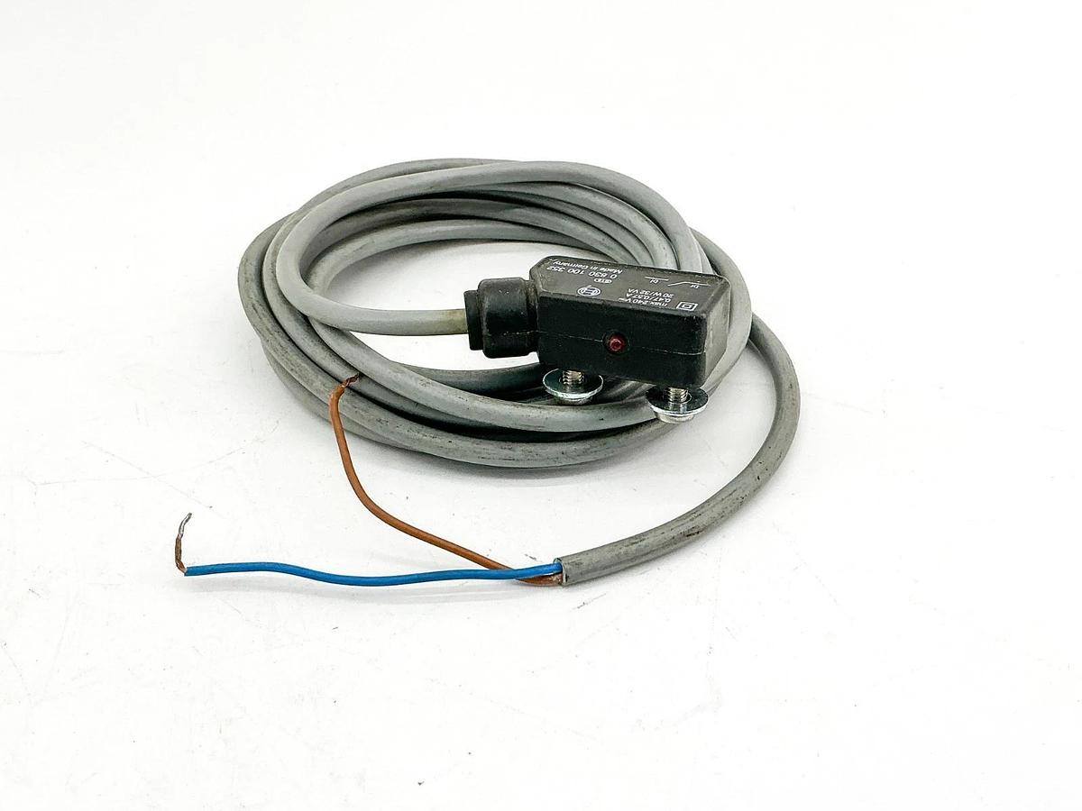 New Bosch 0-830-100-352 Proximity Switch 20W 240V 32VA 2 Wire - No Box