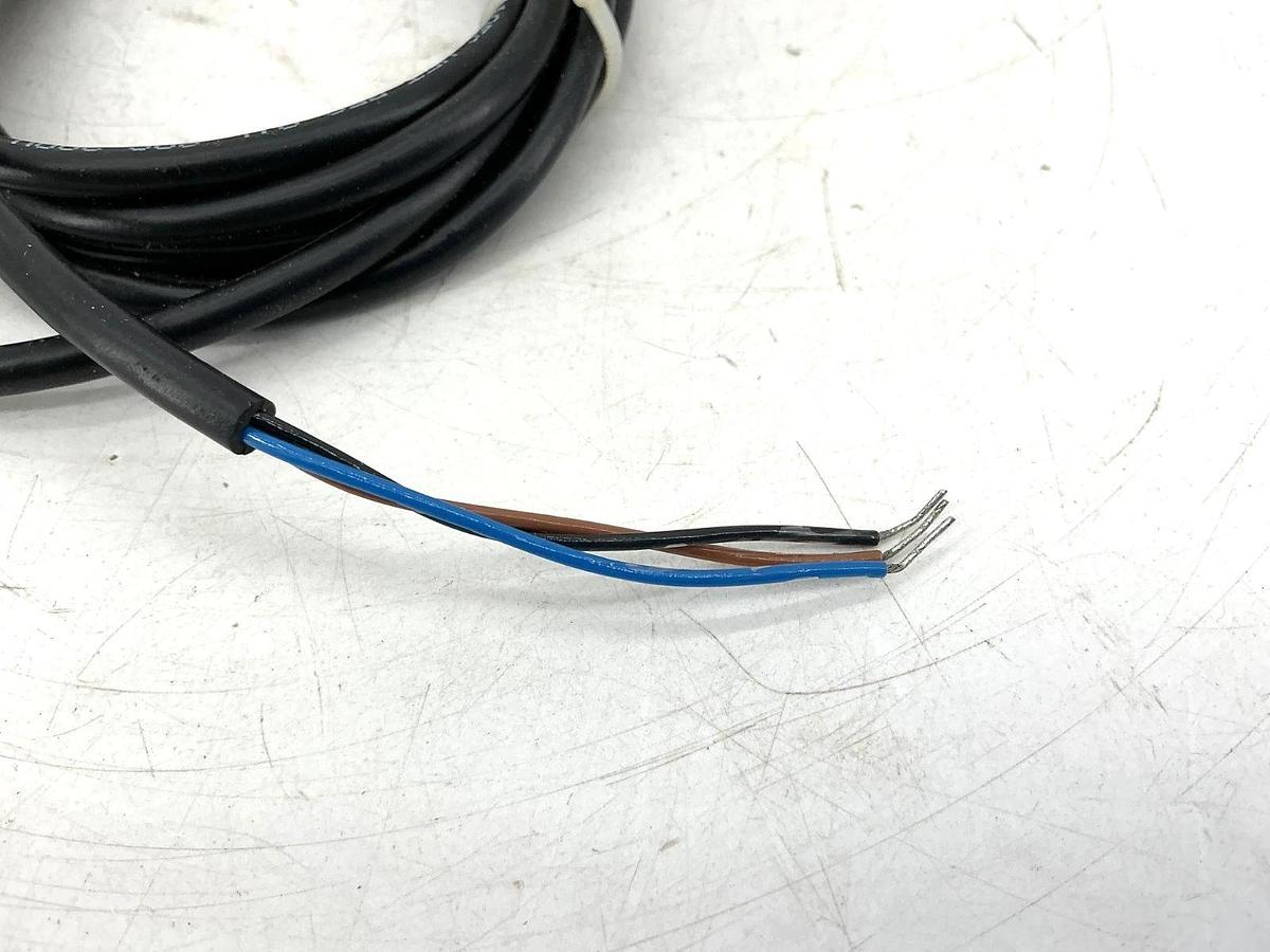 New Eaton E57P-18UPN8-C2 Ser M1 Inductive Proximity Sensor Sn=8mm 10-48VDC
