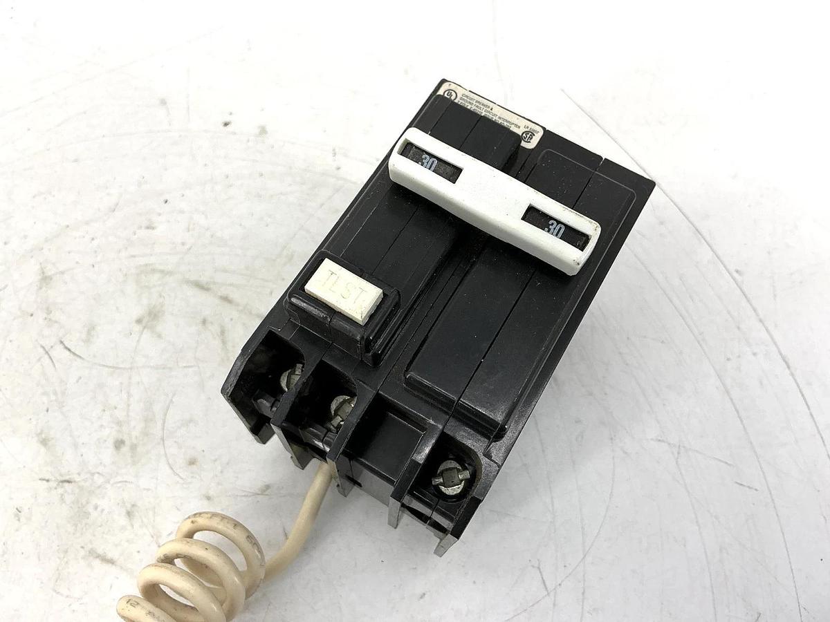 New Eaton GFCB230 Circuit Breaker Type GFCB & HAGF 2P 30A 120/240V - No Box