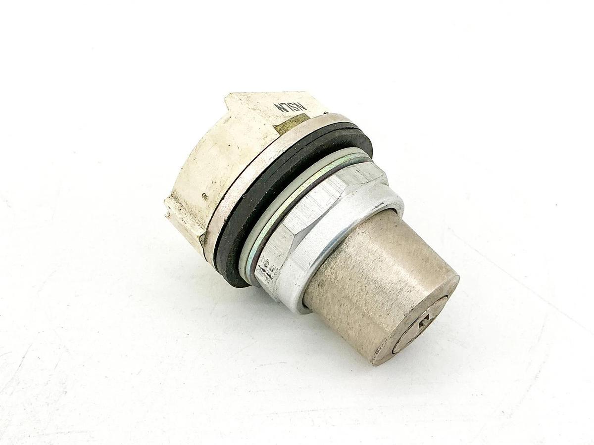 Used Allen Bradley 800T-H32 Keyed Selector Switch Ser T - Missing Key