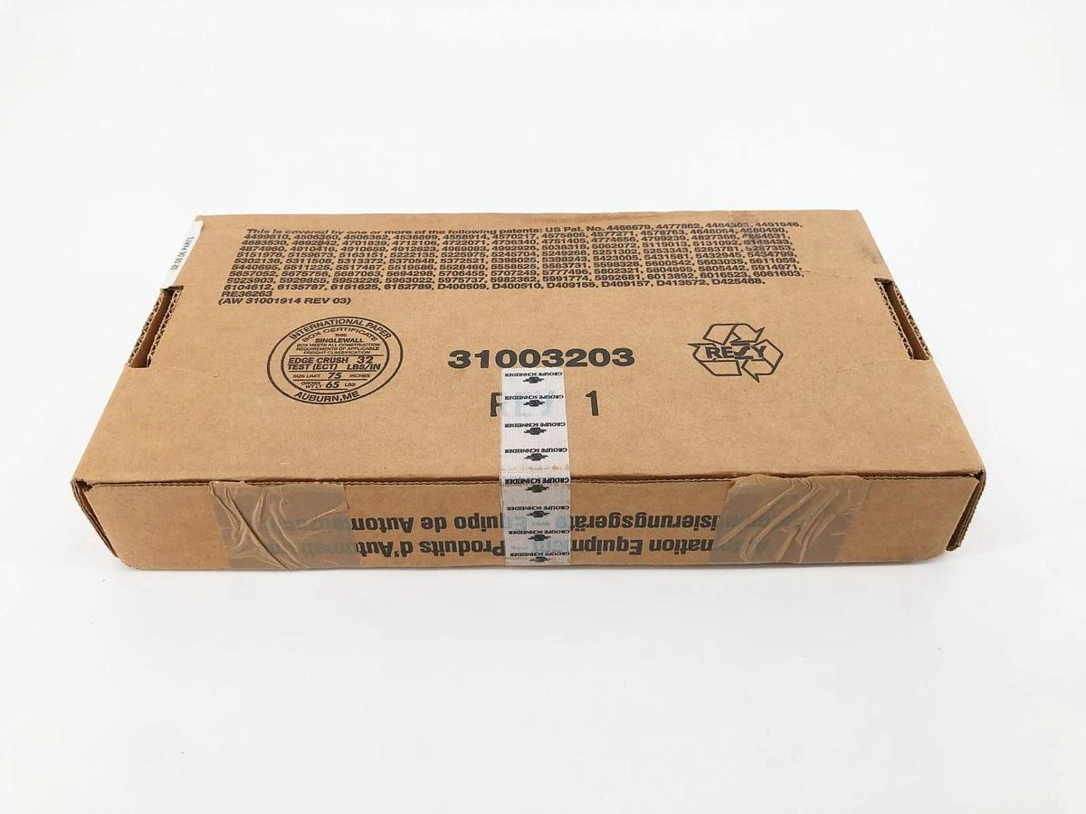 New Schneider Electric 140DAI35300 Input Module 32 Pt. 24VAC - Sealed Box