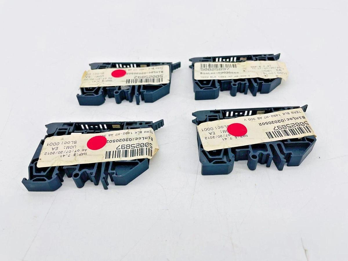 Lot of 4 New Allen Bradley 1492-H7 Terminal Block 300V